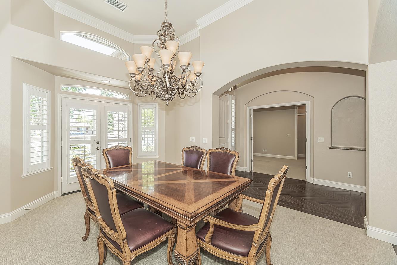 2998 Ashcroft, Clovis, CA 93611