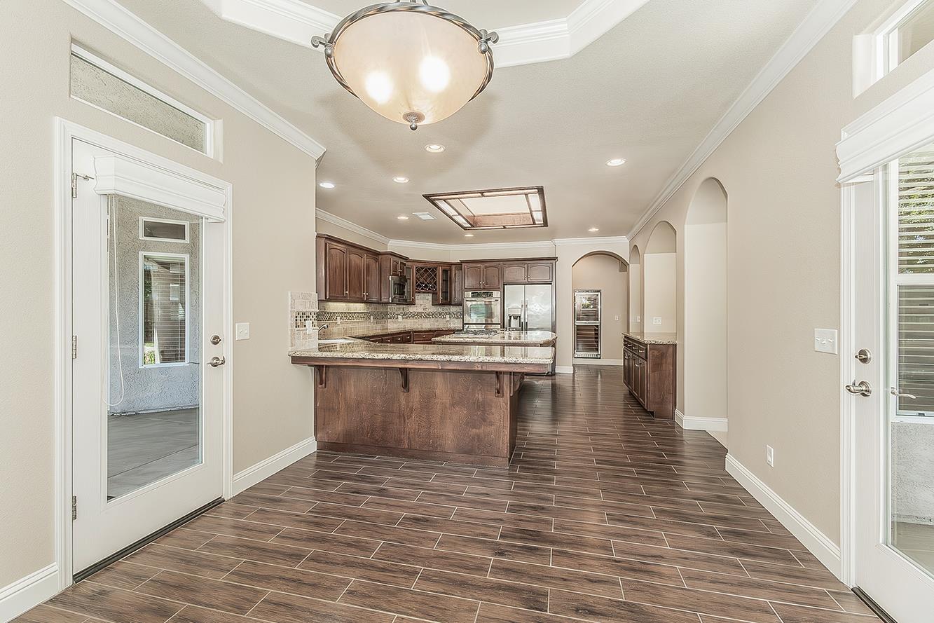 2998 Ashcroft, Clovis, CA 93611