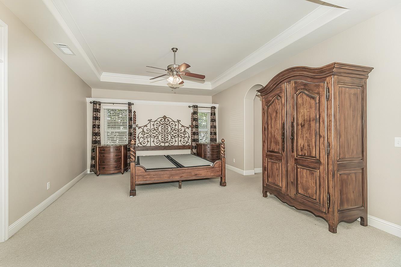 2998 Ashcroft, Clovis, CA 93611