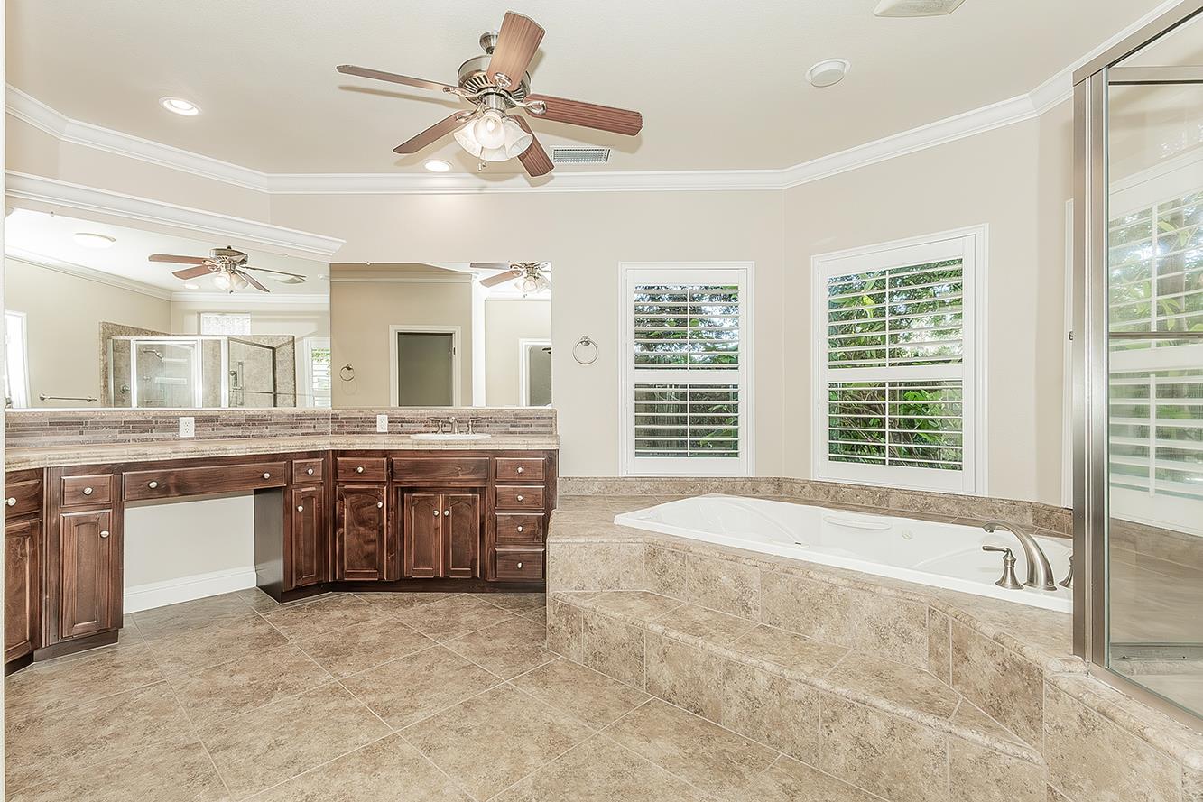 2998 Ashcroft, Clovis, CA 93611