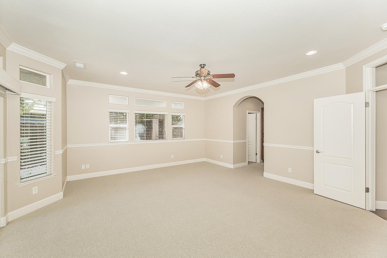 2998 Ashcroft, Clovis, CA 93611