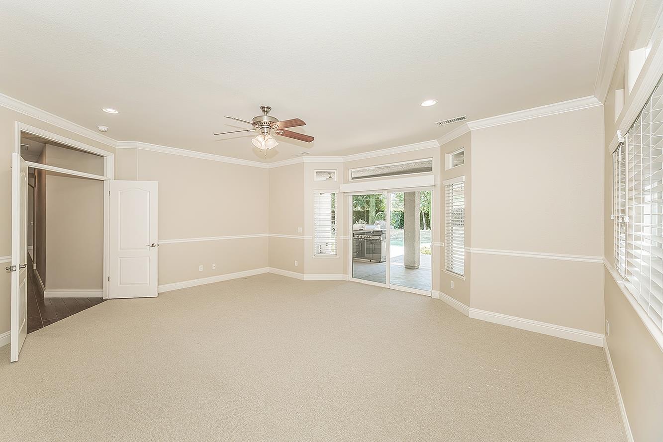 2998 Ashcroft, Clovis, CA 93611