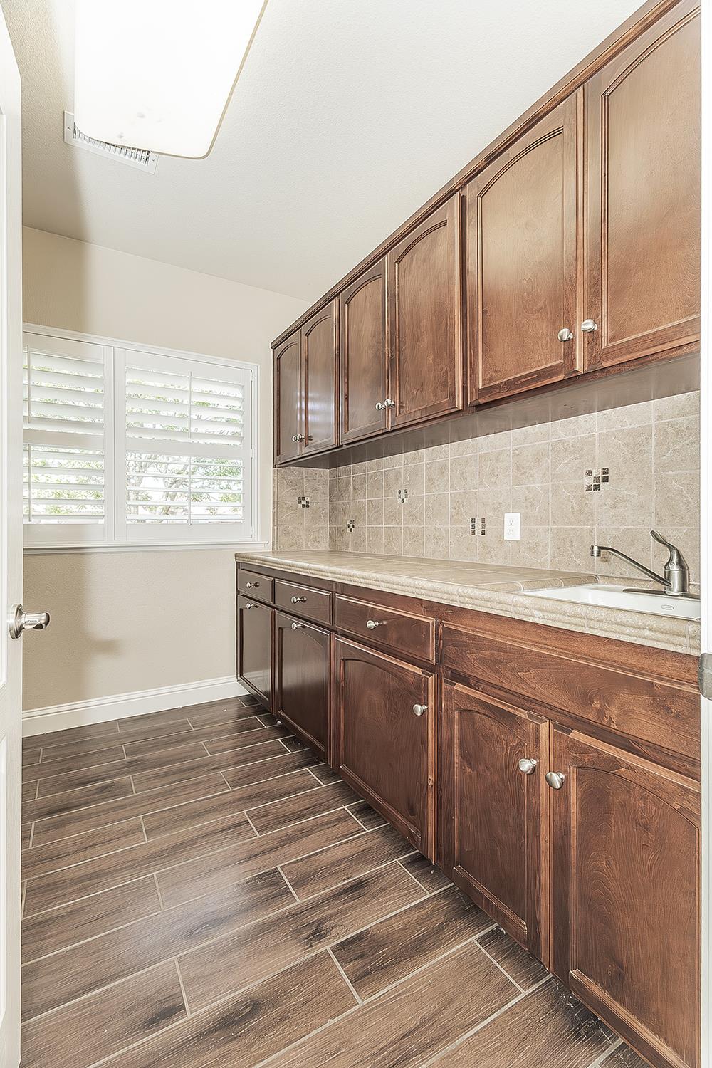 2998 Ashcroft, Clovis, CA 93611