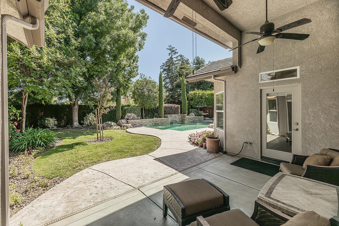 2998 Ashcroft, Clovis, CA 93611