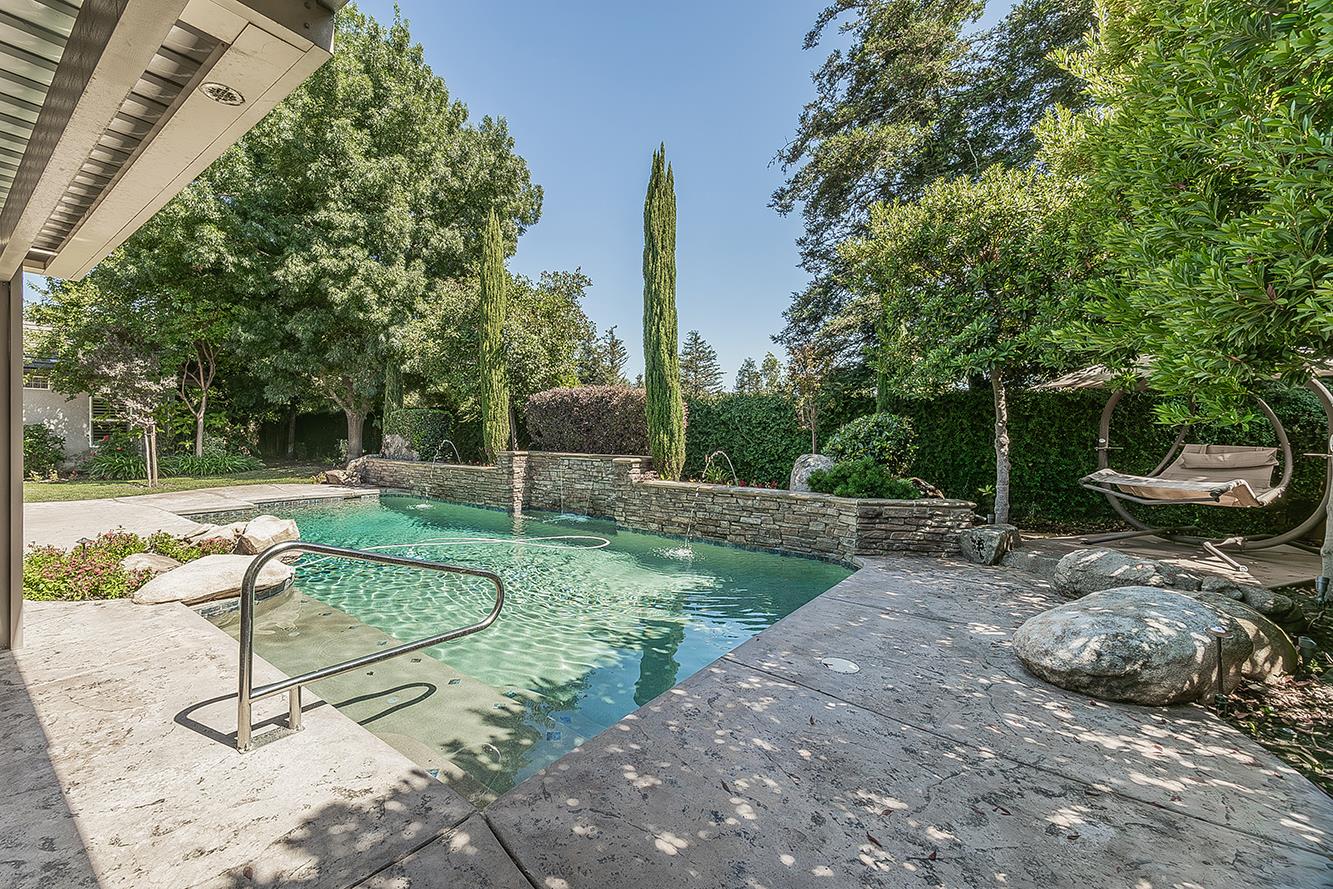 2998 Ashcroft, Clovis, CA 93611