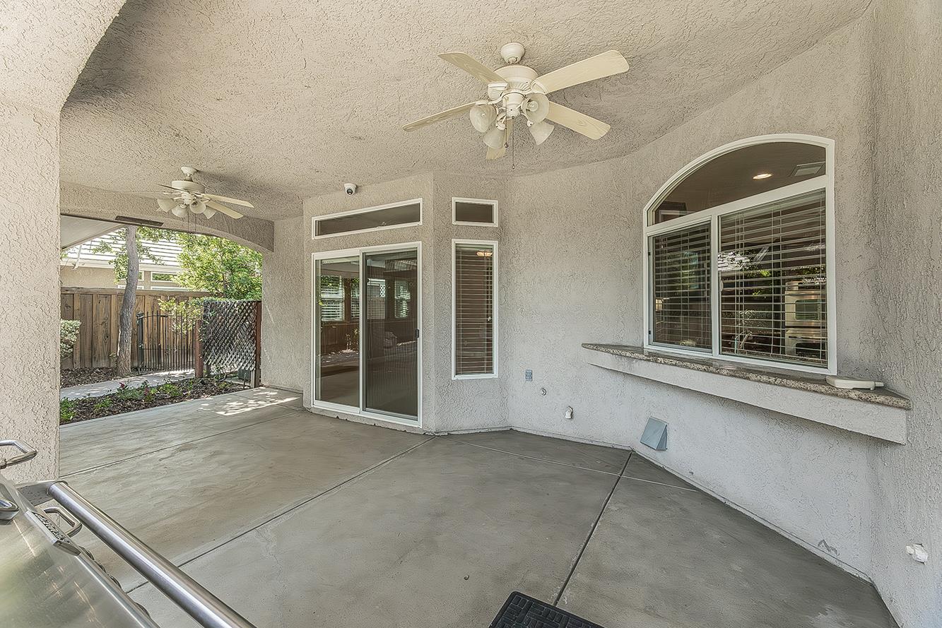 2998 Ashcroft, Clovis, CA 93611