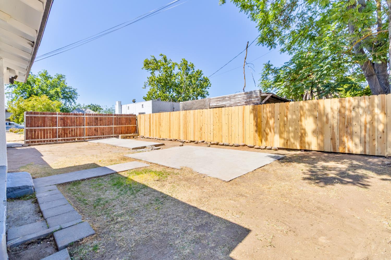 4543 E Inyo St, Fresno, CA 93702