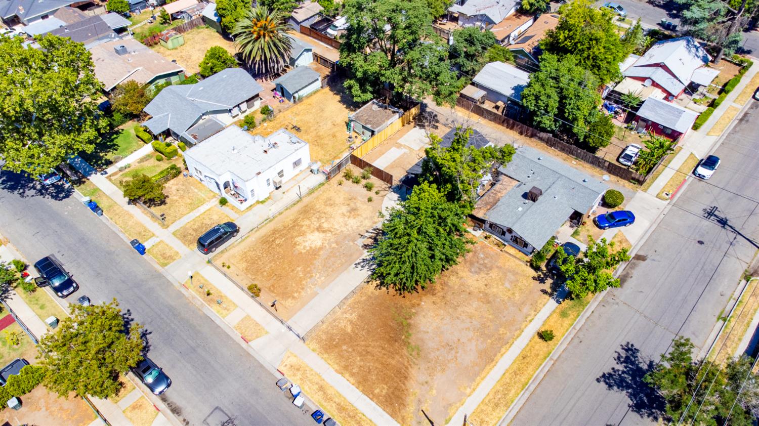 4543 E Inyo St, Fresno, CA 93702