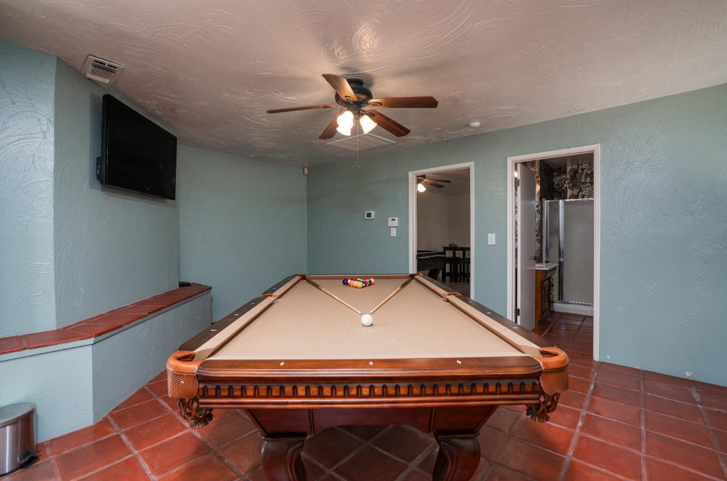 2173 S Minnewawa, Fresno, CA 93727