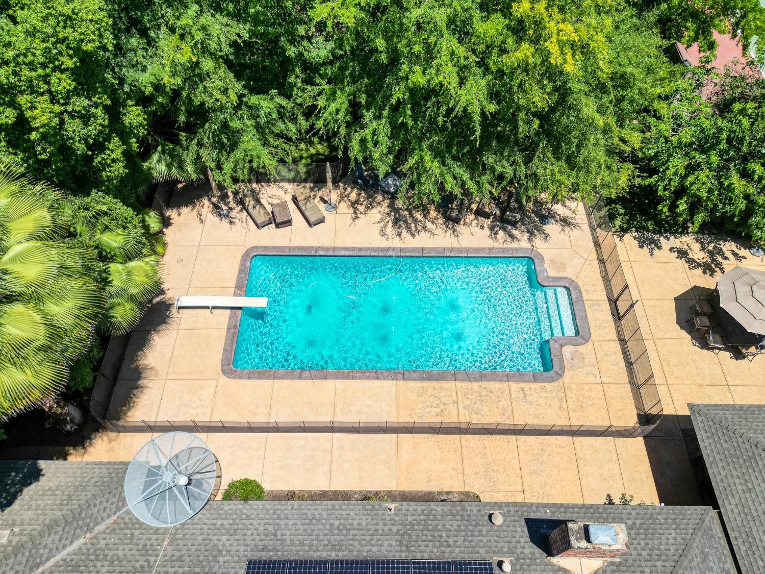 2173 S Minnewawa, Fresno, CA 93727