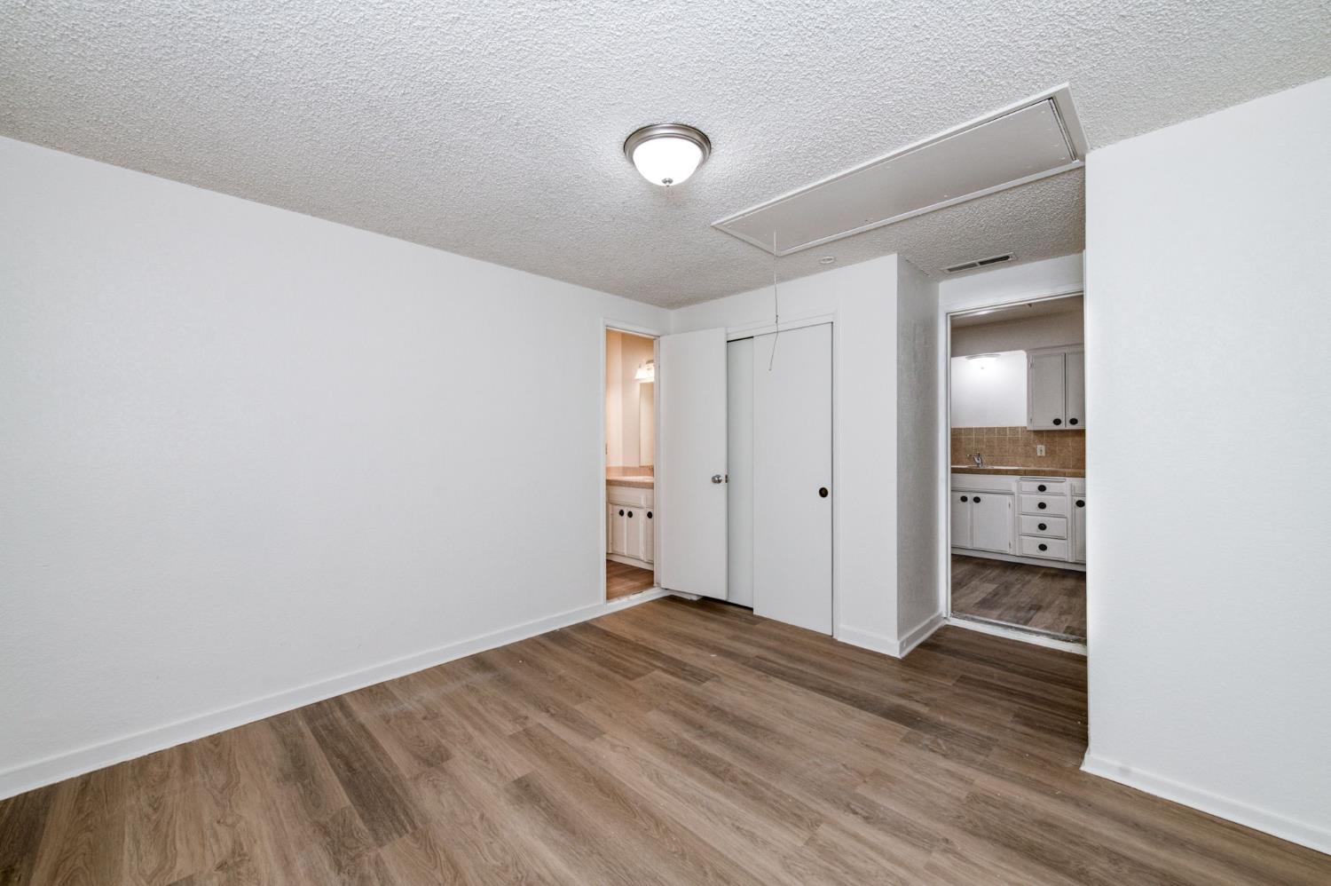 4670 W Ashlan Ave, Fresno, CA 93722