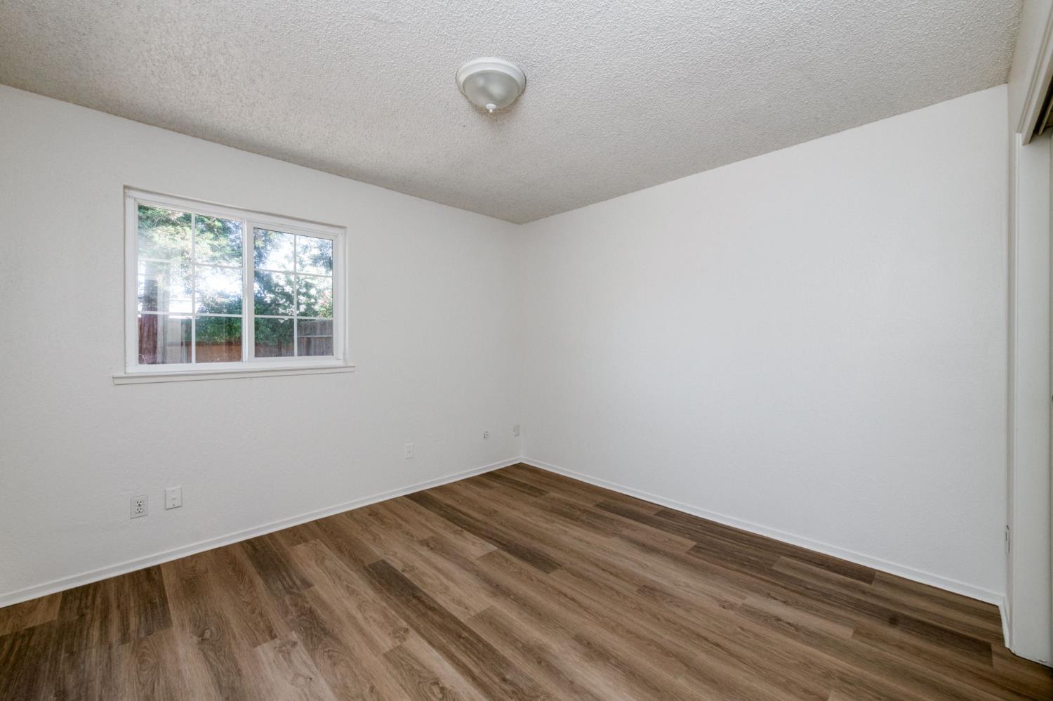 4670 W Ashlan Ave, Fresno, CA 93722