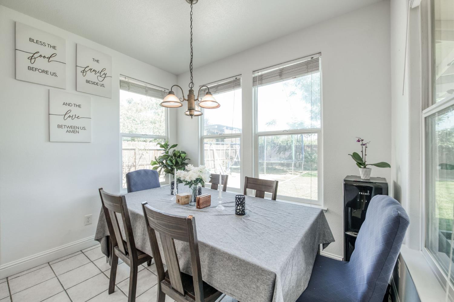 297 W Lilac Ave, Reedley, CA 93654