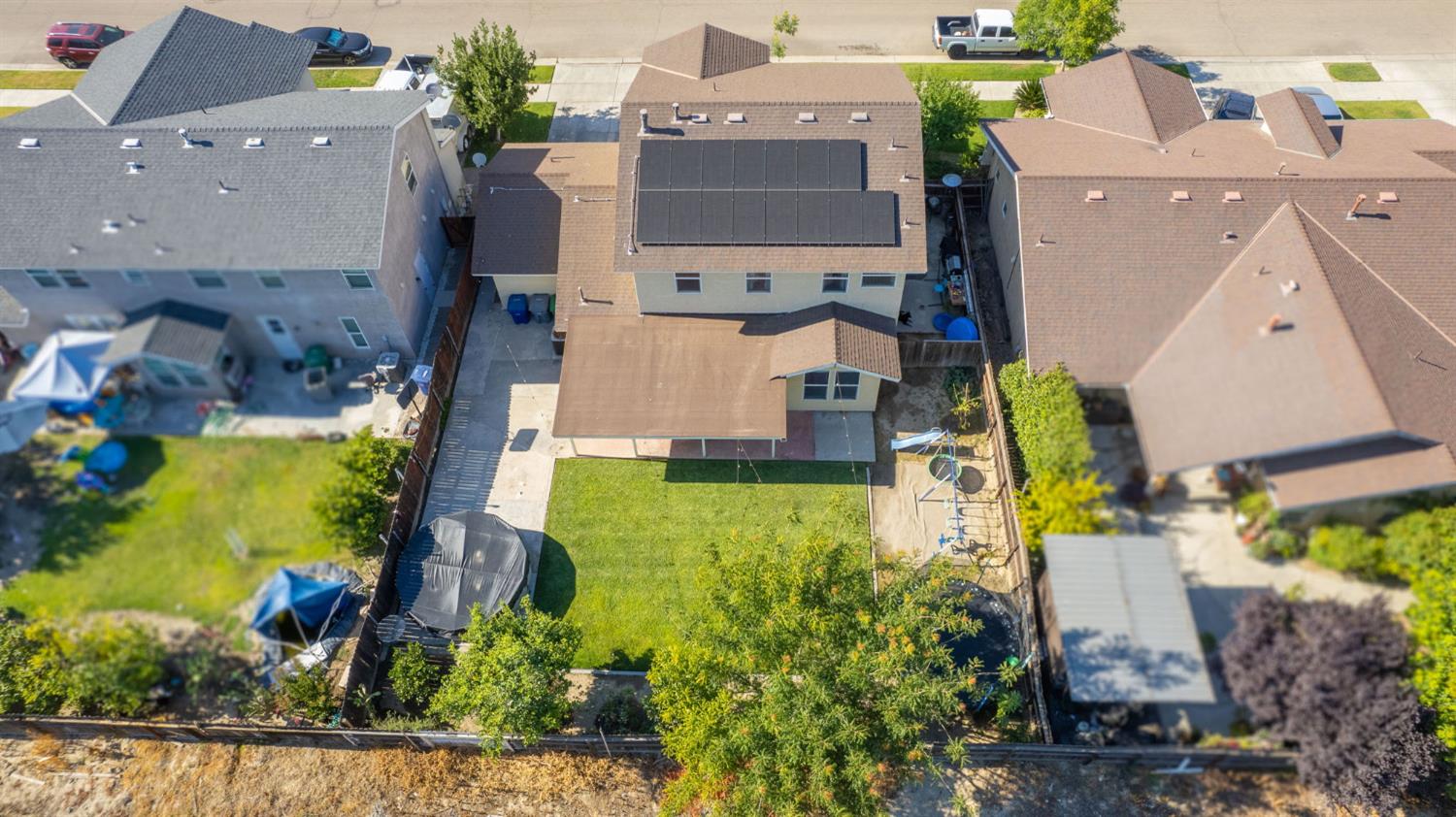 297 W Lilac Ave, Reedley, CA 93654