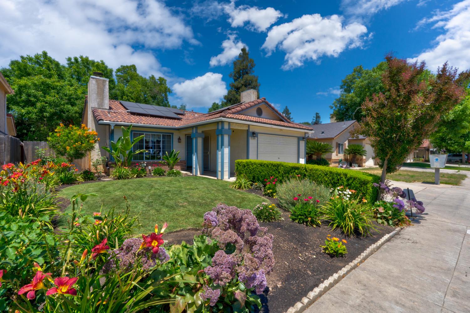 1606 E Eclipse Ave, Fresno, CA 93720