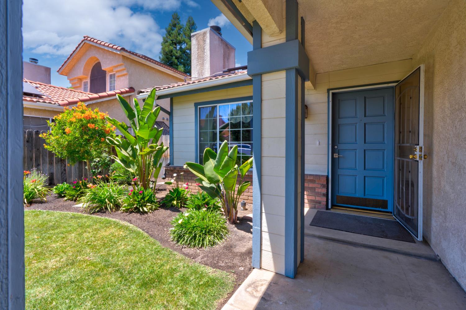 1606 E Eclipse Ave, Fresno, CA 93720