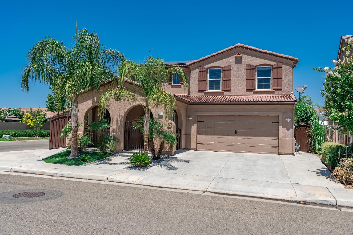 3609 Flint Ave, Clovis, CA 93619