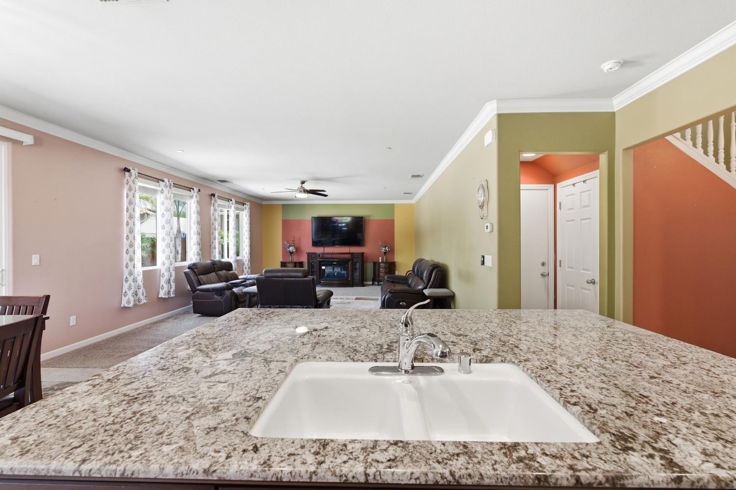 3609 Flint Ave, Clovis, CA 93619