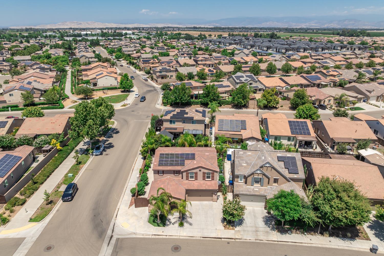 3609 Flint Ave, Clovis, CA 93619