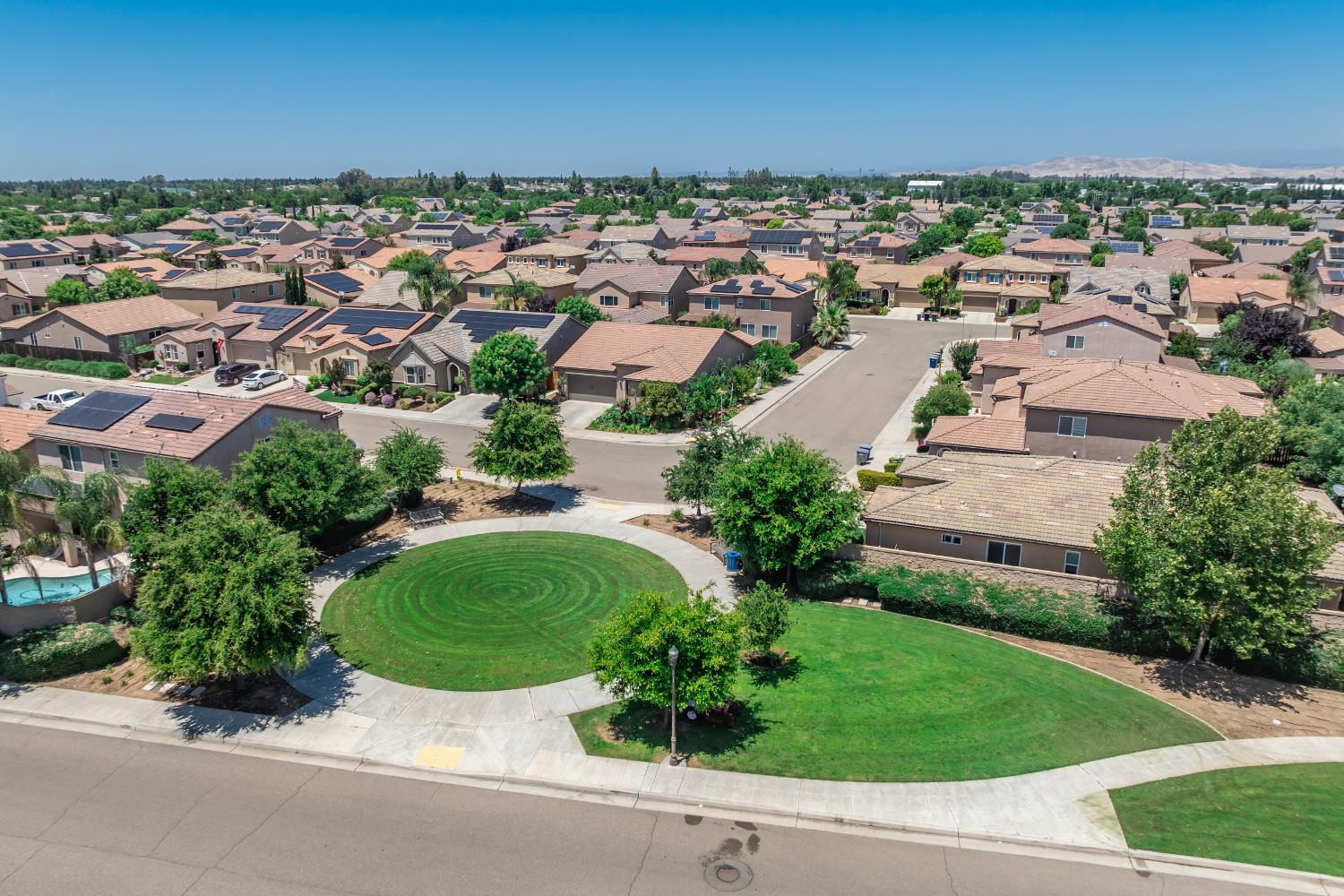3609 Flint Ave, Clovis, CA 93619