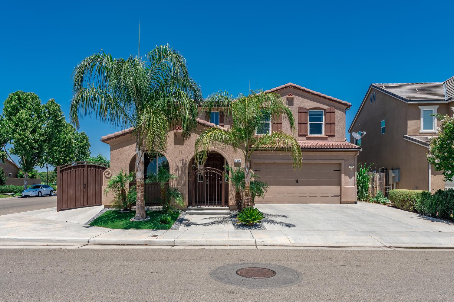 3609 Flint Ave, Clovis, CA 93619