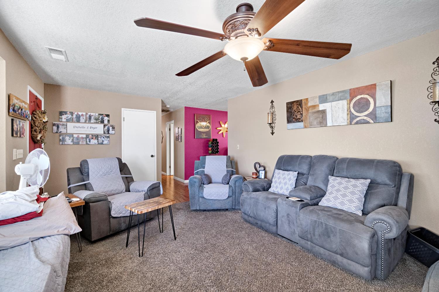 11388 S Chateau Fresno Ave, Caruthers, CA 93609