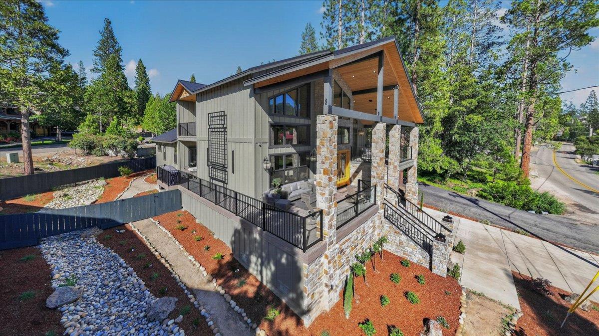 53819 Road 432, Bass Lake, CA 93604