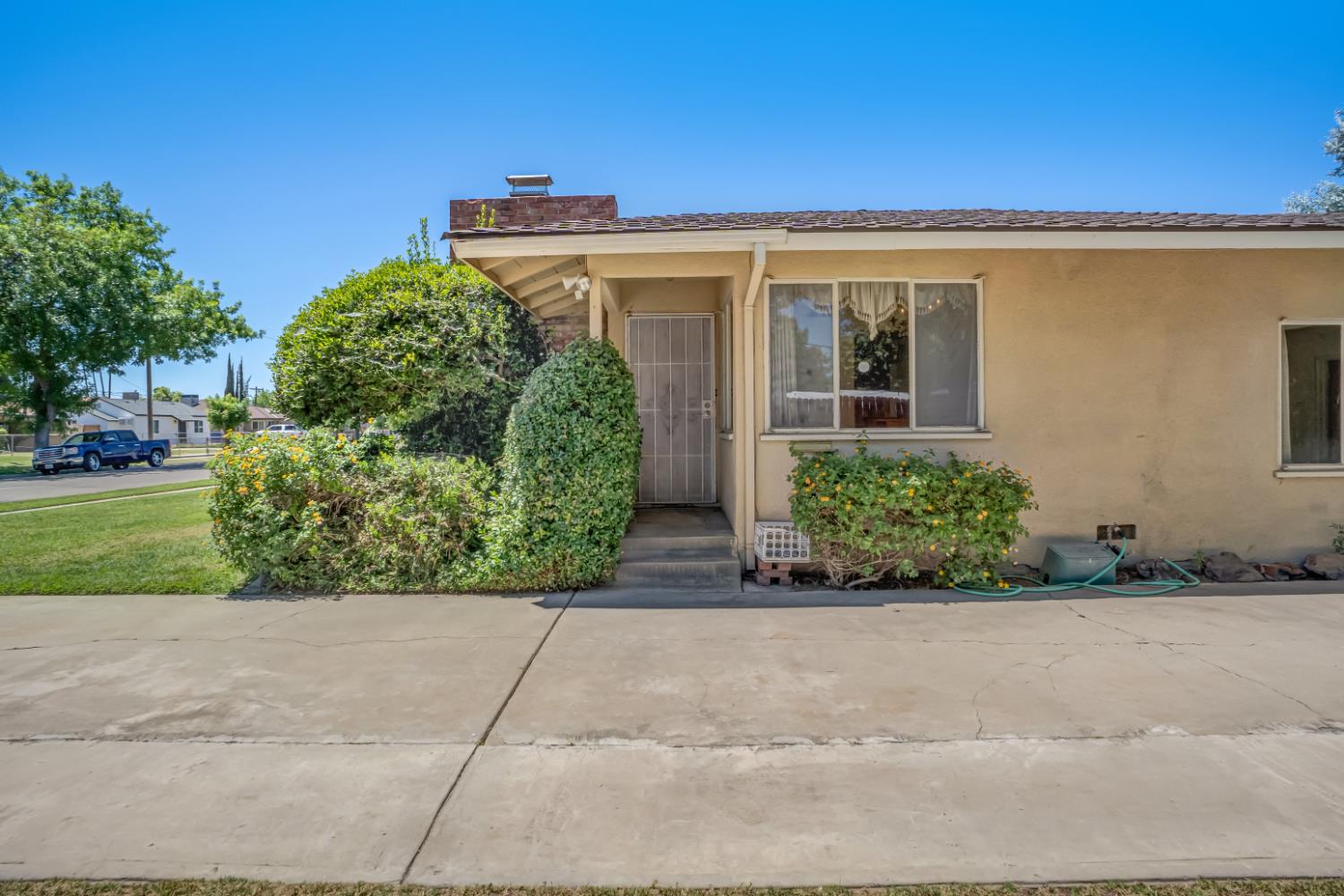 3899 E Lyell, Fresno, CA 93702