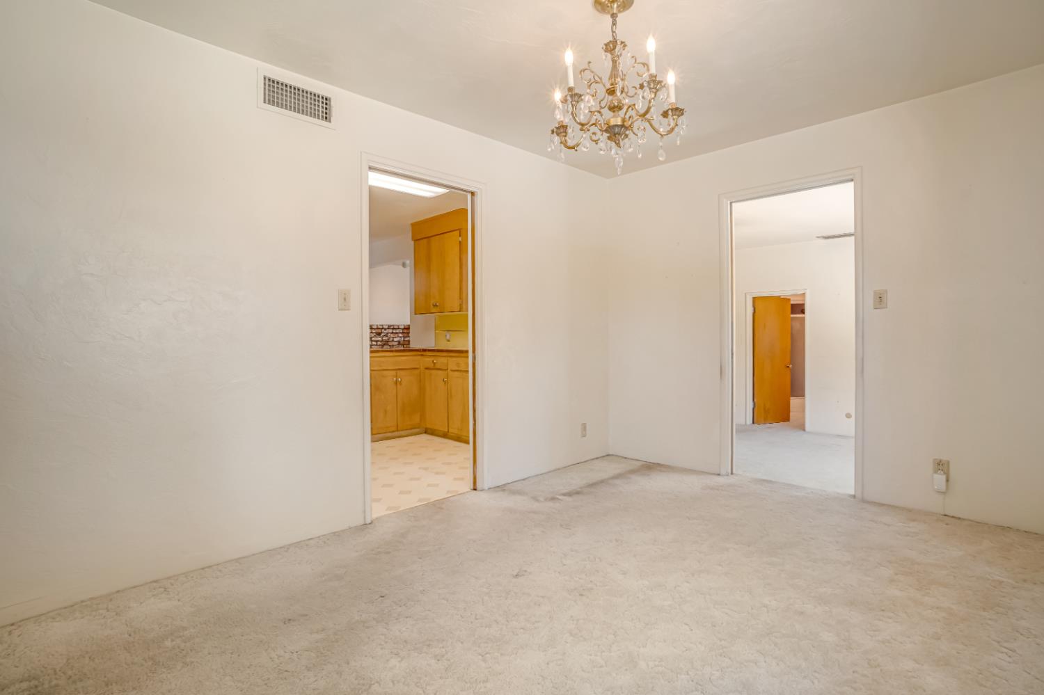 3899 E Lyell, Fresno, CA 93702