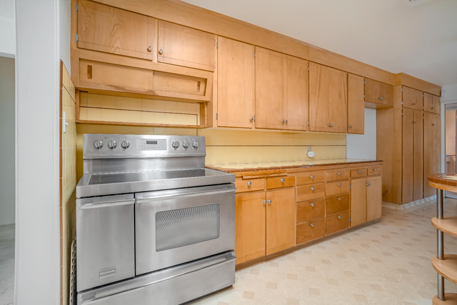 3899 E Lyell, Fresno, CA 93702