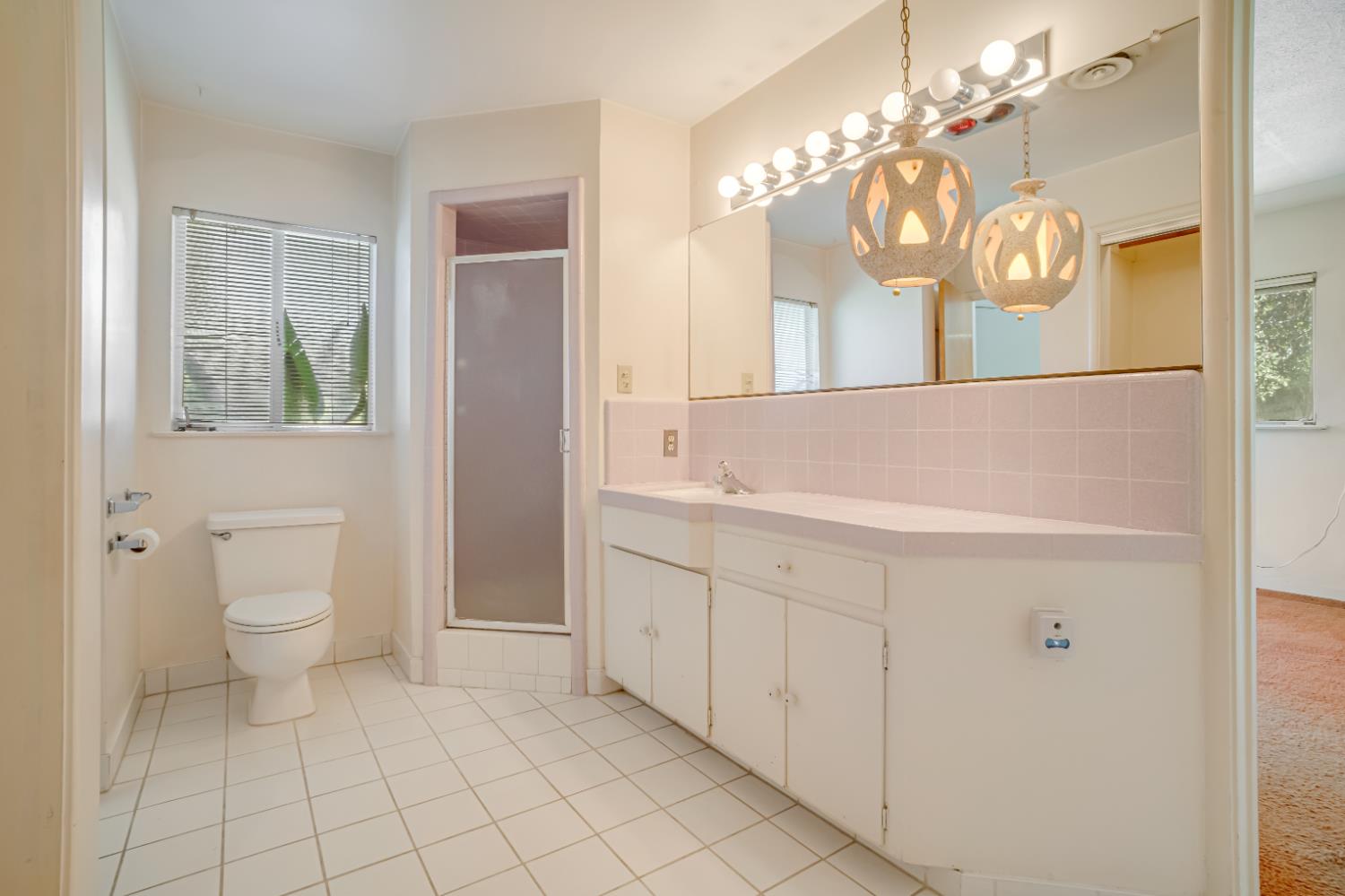 3899 E Lyell, Fresno, CA 93702