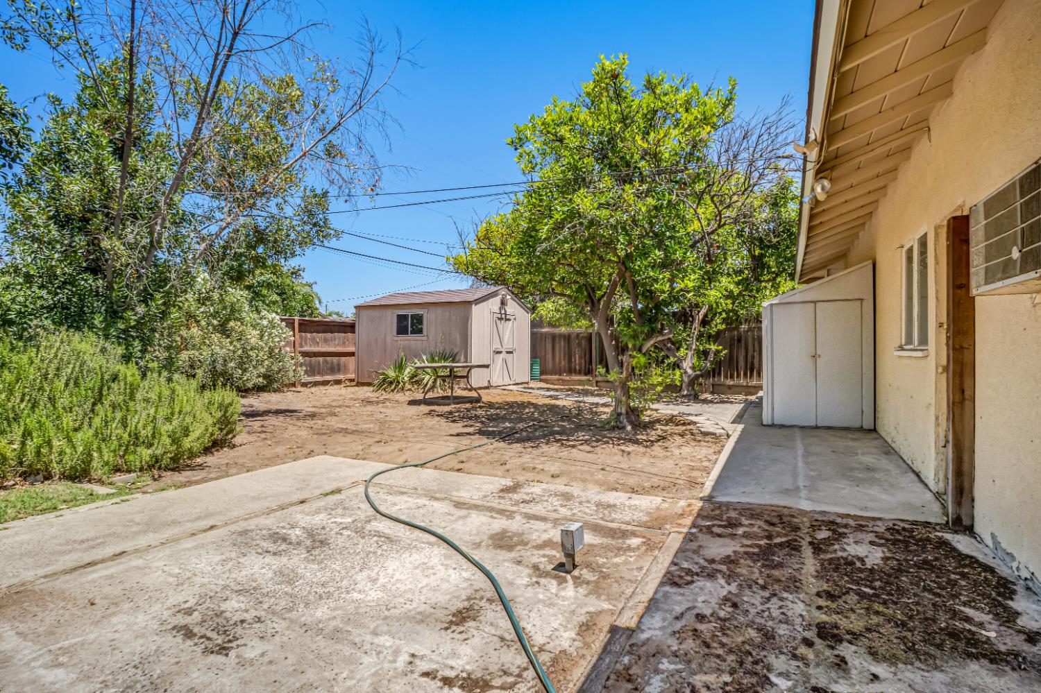 3899 E Lyell, Fresno, CA 93702