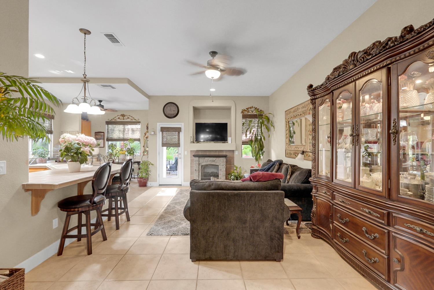 12165 Pheasant Run Blvd, Chowchilla, CA 93610