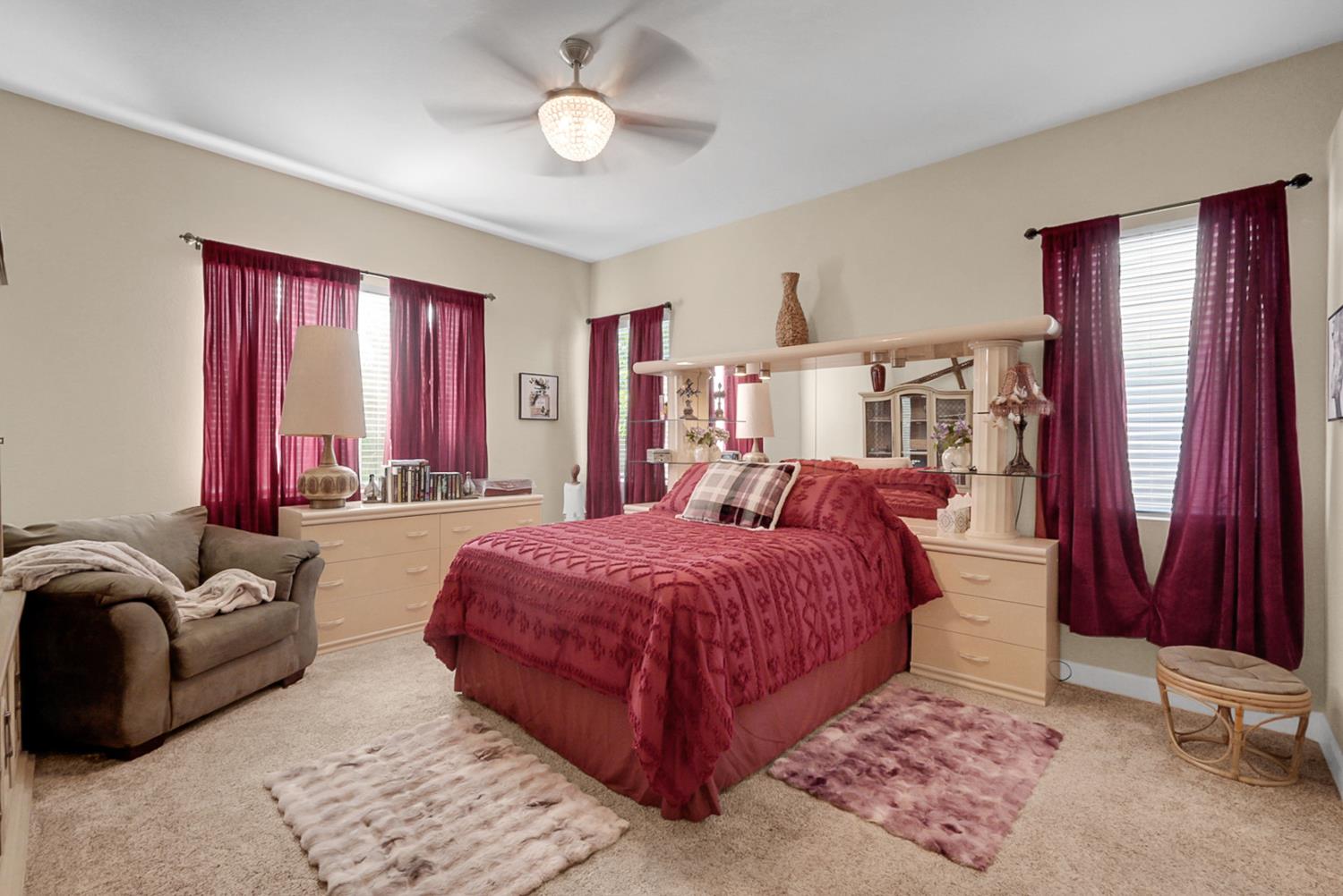 12165 Pheasant Run Blvd, Chowchilla, CA 93610