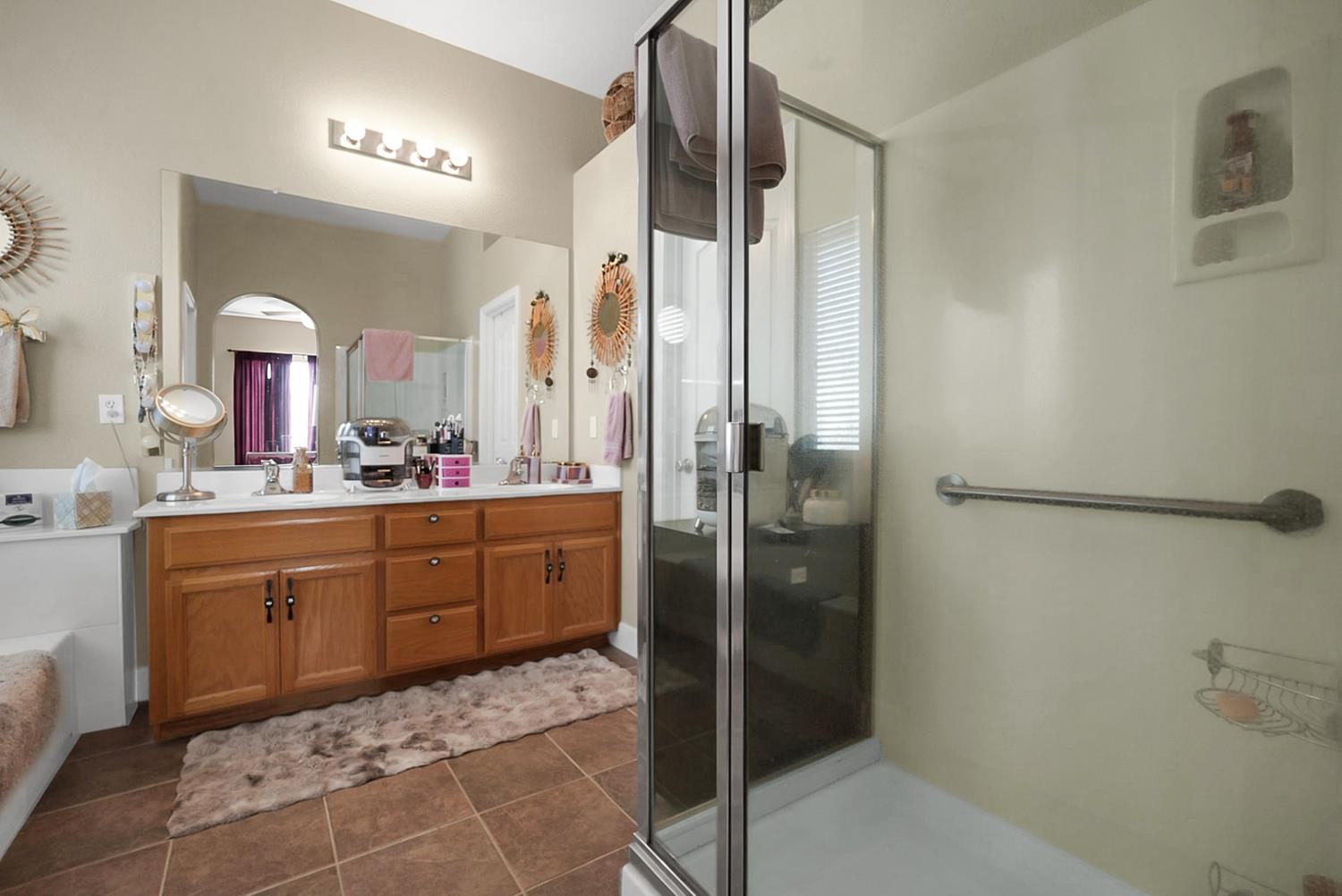 12165 Pheasant Run Blvd, Chowchilla, CA 93610