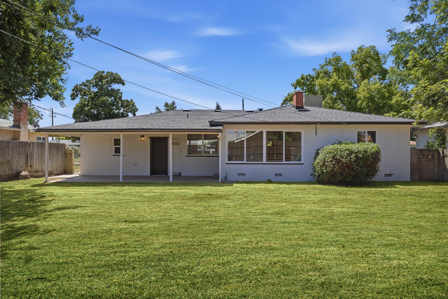 3254 N Howard Ave, Fresno, CA 93726