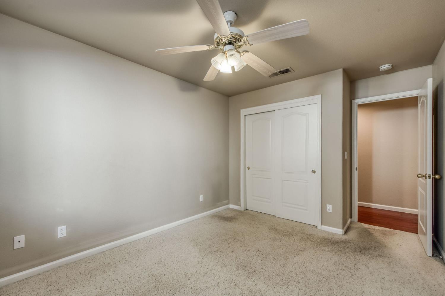 2293 E Desert Island Dr, Fresno, CA 93730