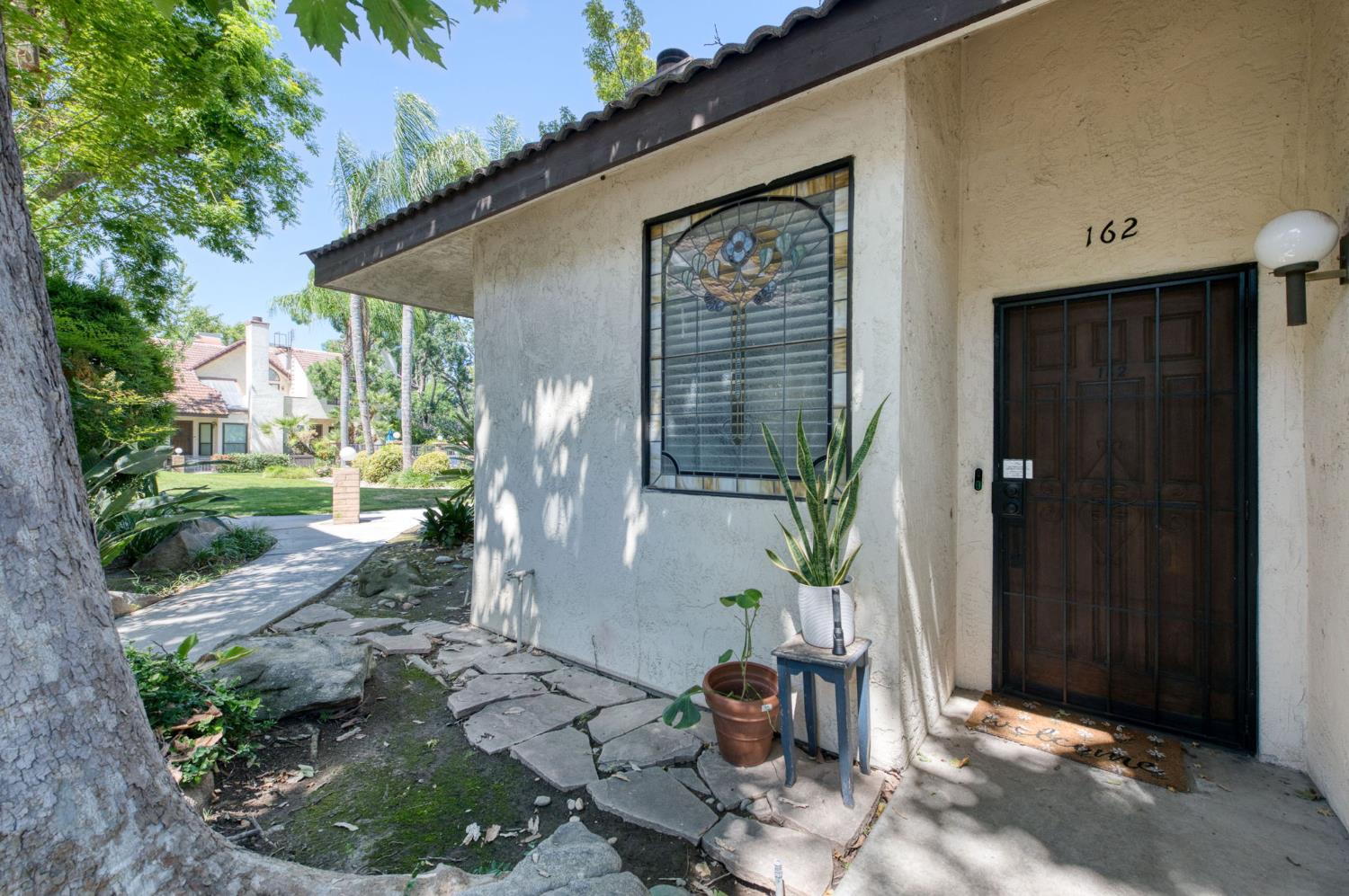 2890 Huntington Blvd #162, Fresno, CA 93721
