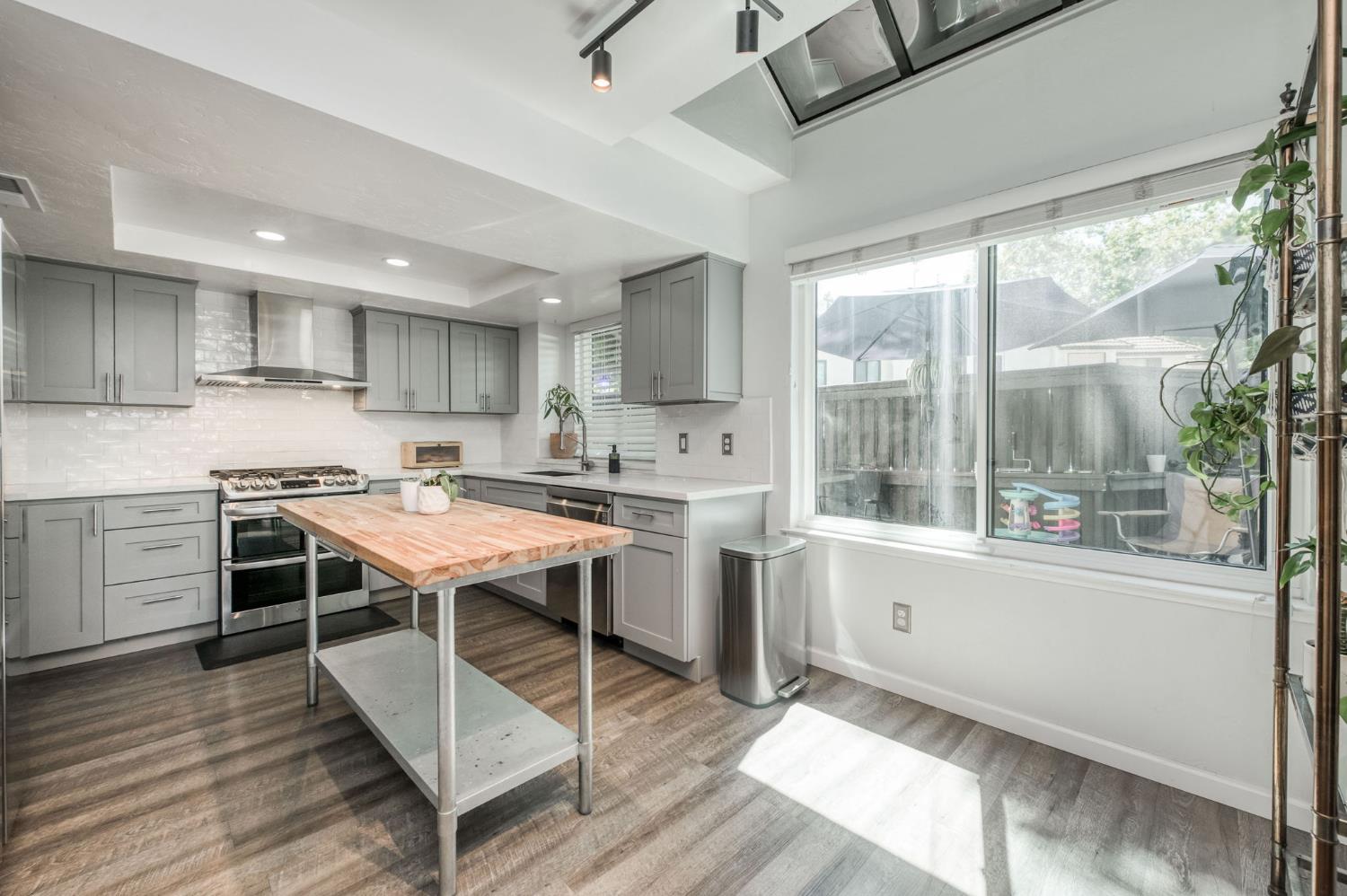 2890 Huntington Blvd #162, Fresno, CA 93721