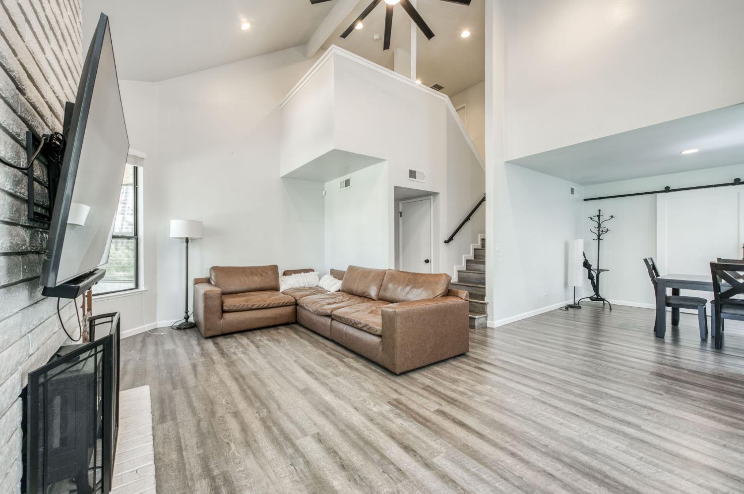2890 Huntington Blvd #162, Fresno, CA 93721