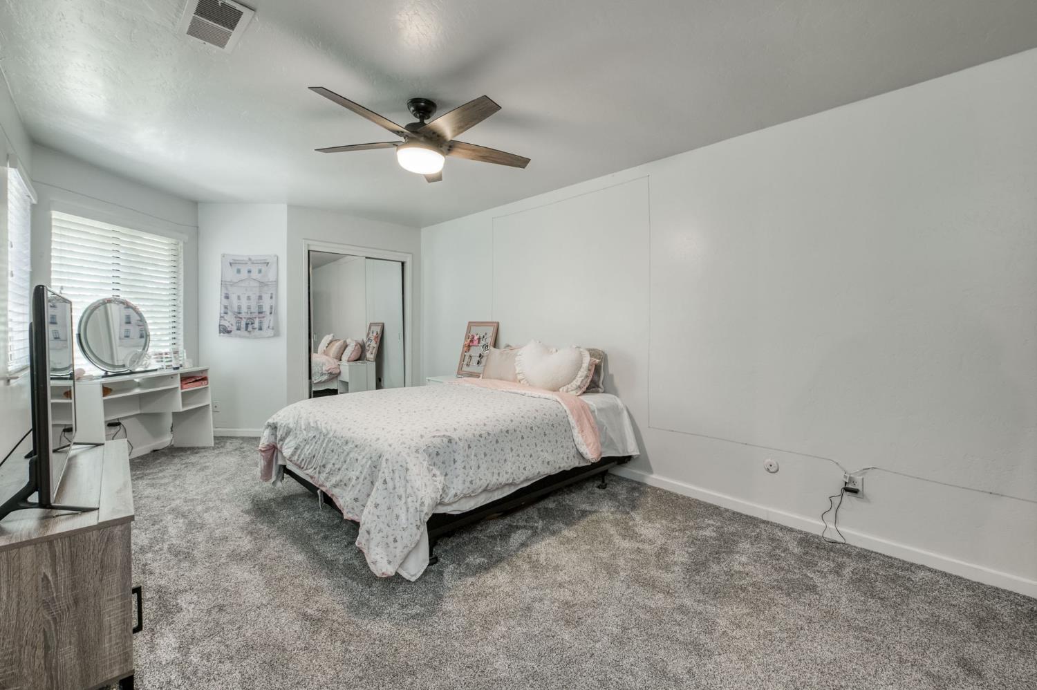 2890 Huntington Blvd #162, Fresno, CA 93721