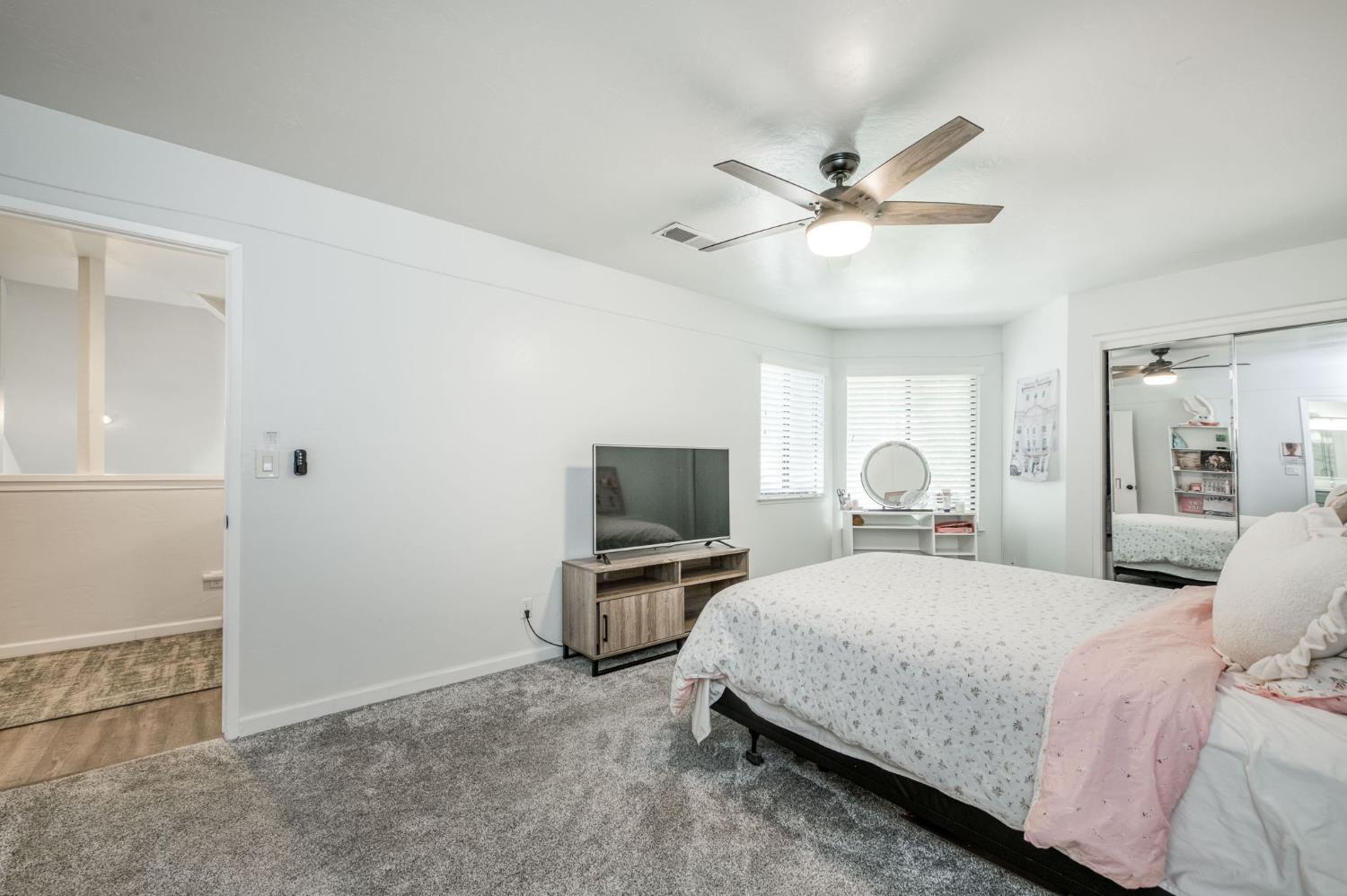 2890 Huntington Blvd #162, Fresno, CA 93721
