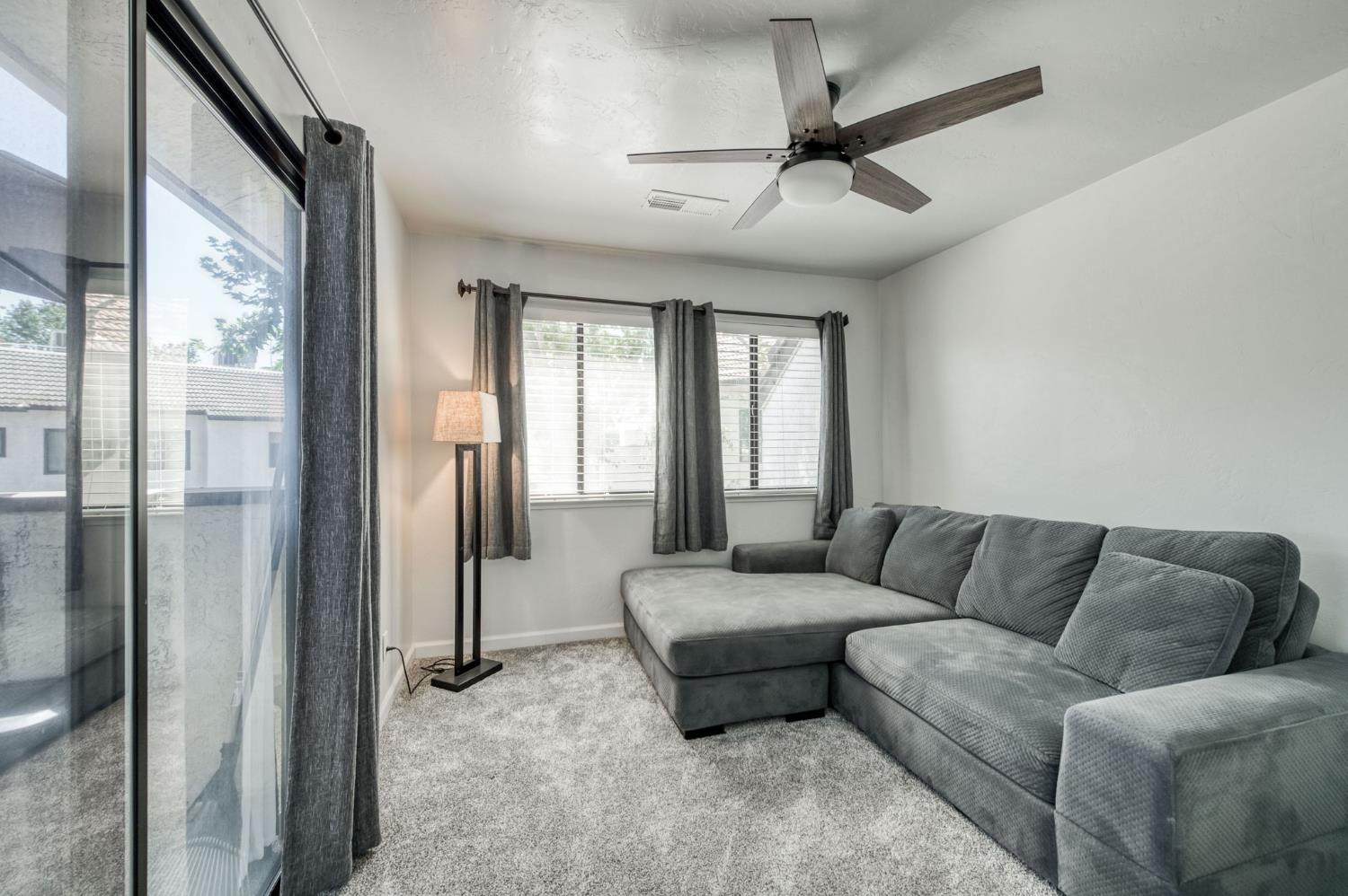 2890 Huntington Blvd #162, Fresno, CA 93721