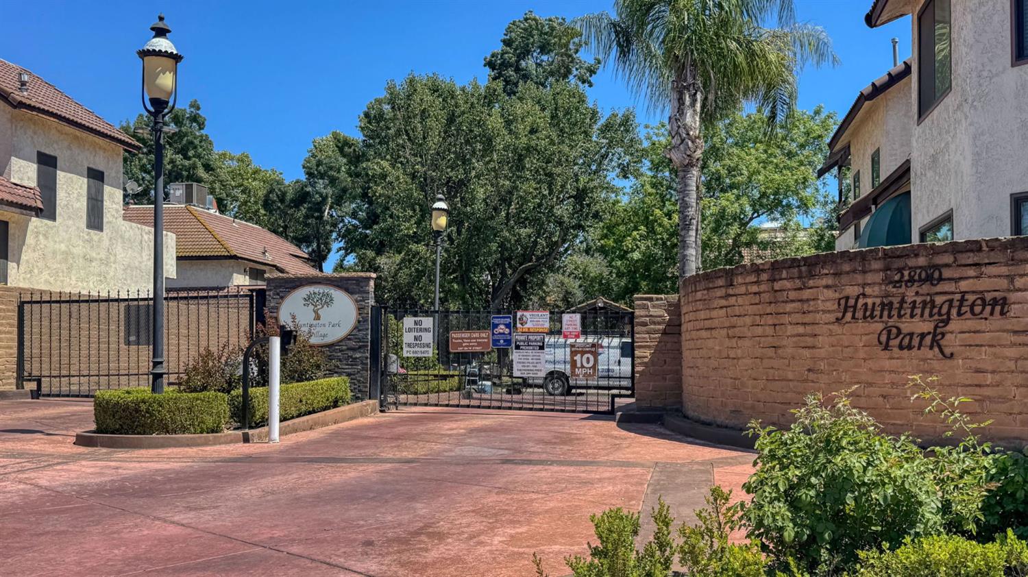2890 Huntington Blvd #162, Fresno, CA 93721