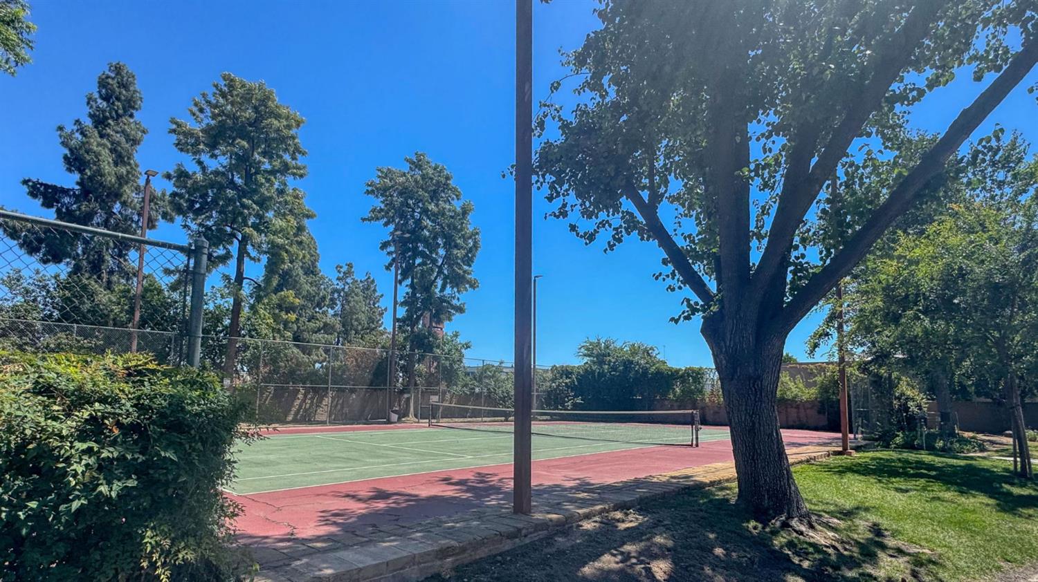 2890 Huntington Blvd #162, Fresno, CA 93721