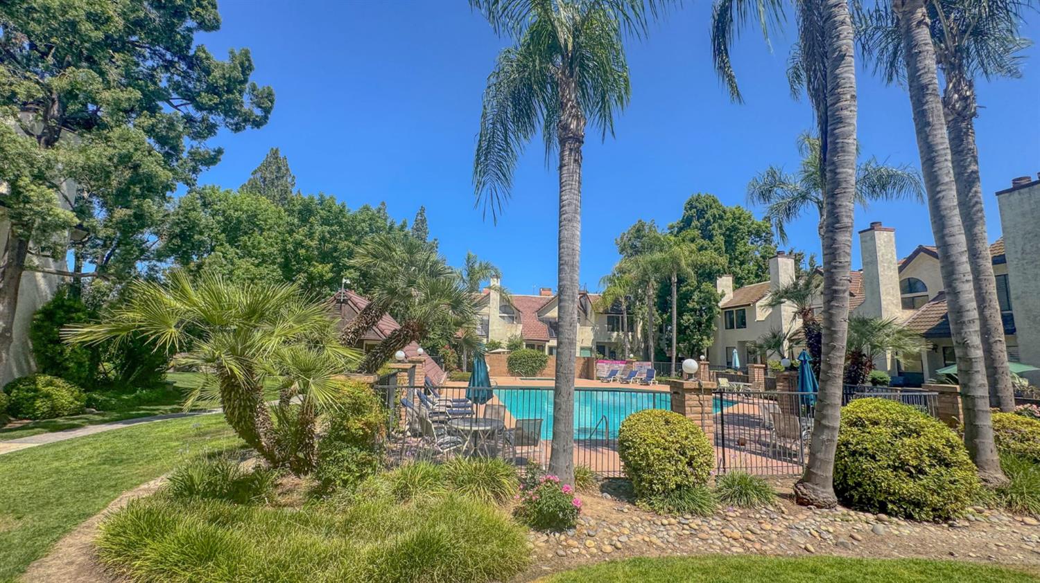 2890 Huntington Blvd #162, Fresno, CA 93721