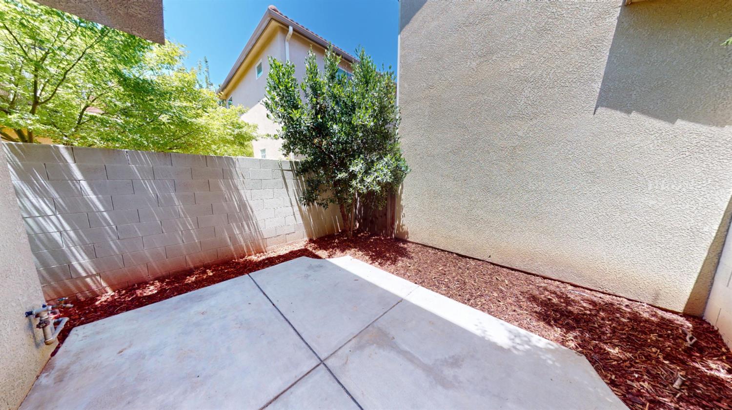 3641 Richmond Ave, Clovis, CA 93619