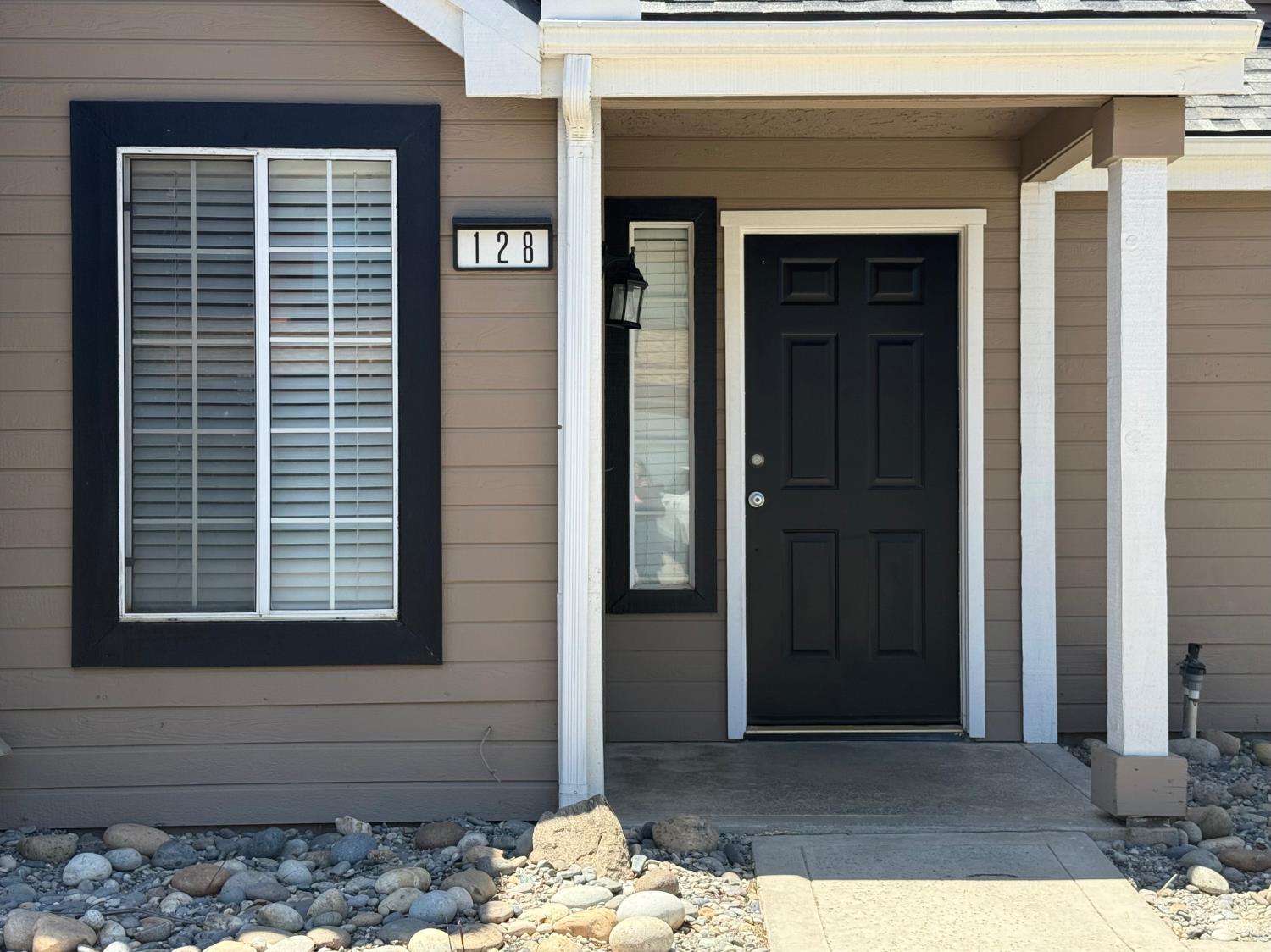 8665 N Cedar Ave #128, Fresno, CA 93720