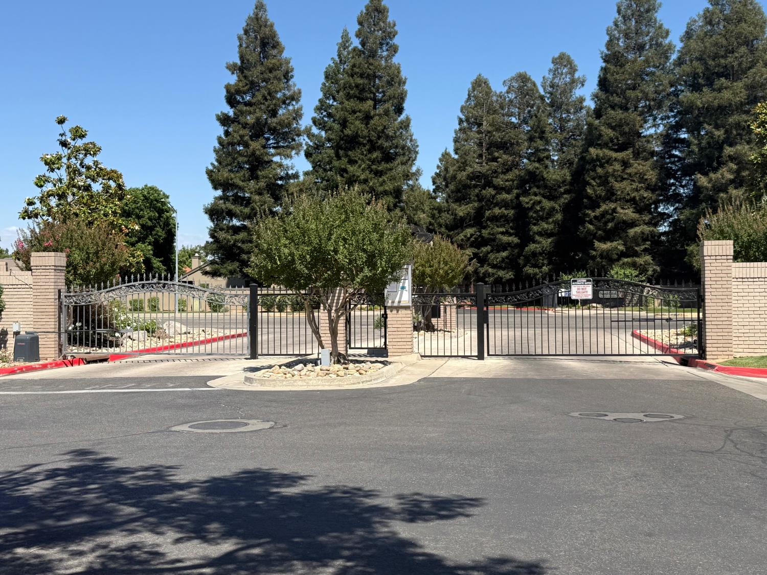 8665 N Cedar Ave #128, Fresno, CA 93720
