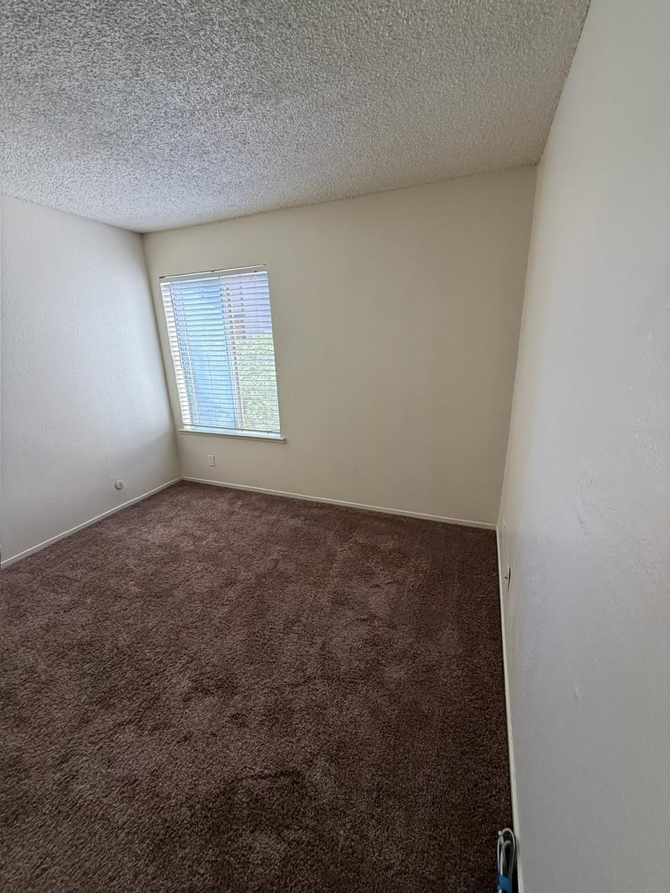 1550 W Ashlan Ave #244, Fresno, CA 93705